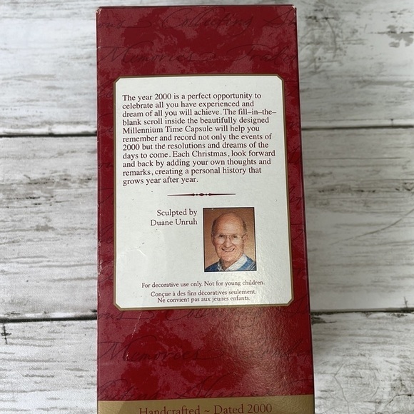 HALLMARK MILLENNIUM TIME CAPSULE 2000/2001 - Picture 4 of 7